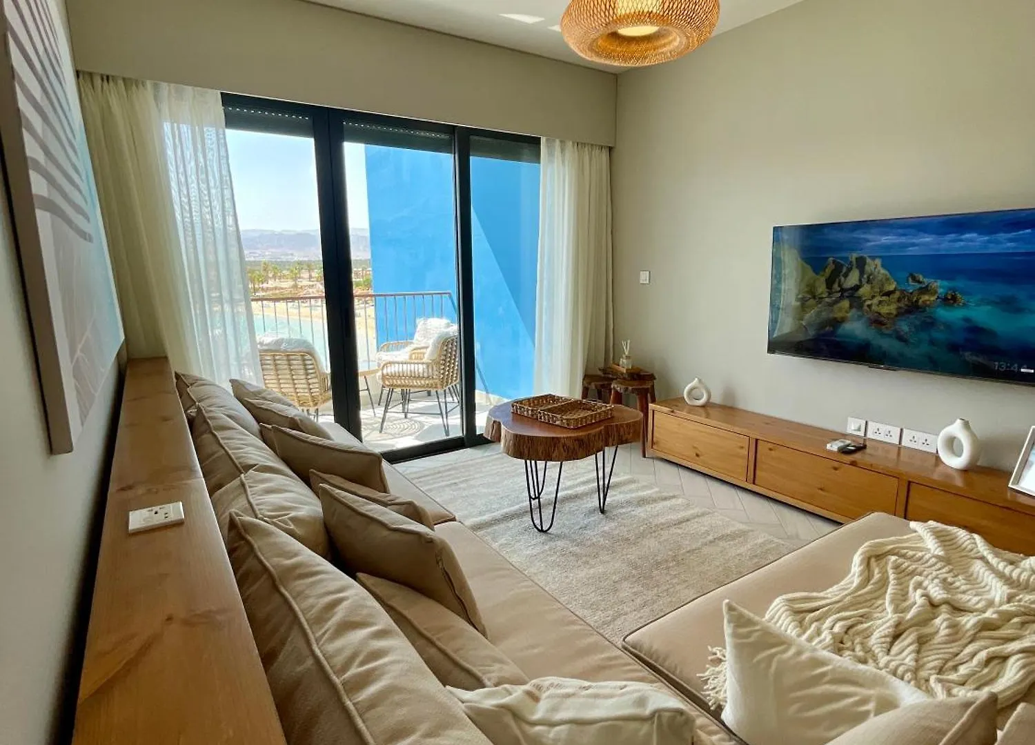 Aladdin Chalet 13 Aqaba Apartment